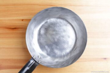 酸化皮膜を落とす